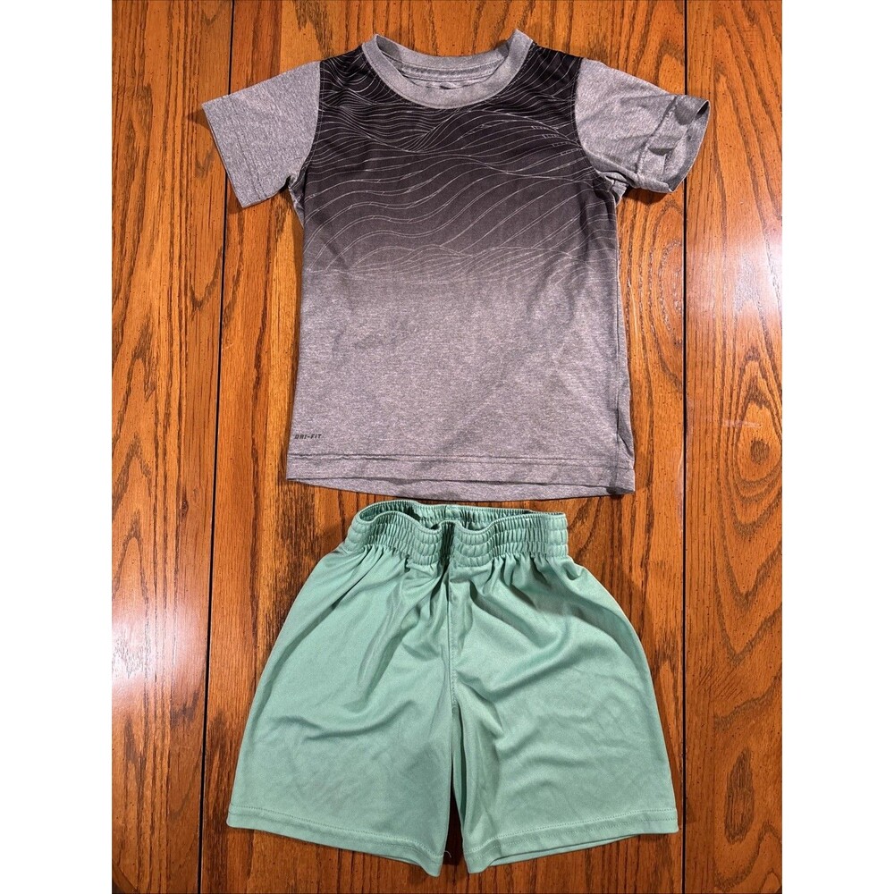 Air Jordan Dri-fit Gray Shirt / Garanimals Green Shorts (4T) 2-piece Outfit Set
